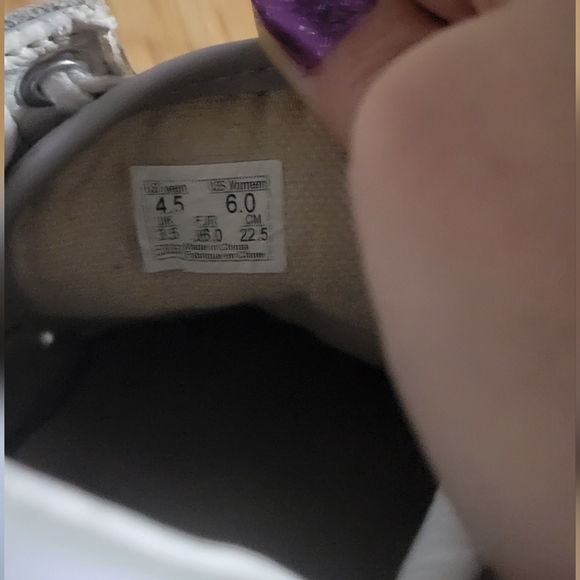 Womens's Vans Old Skool Gray & Purple Iridescent Pearl Leather Sneakers size 6 - Picture 5 of 5